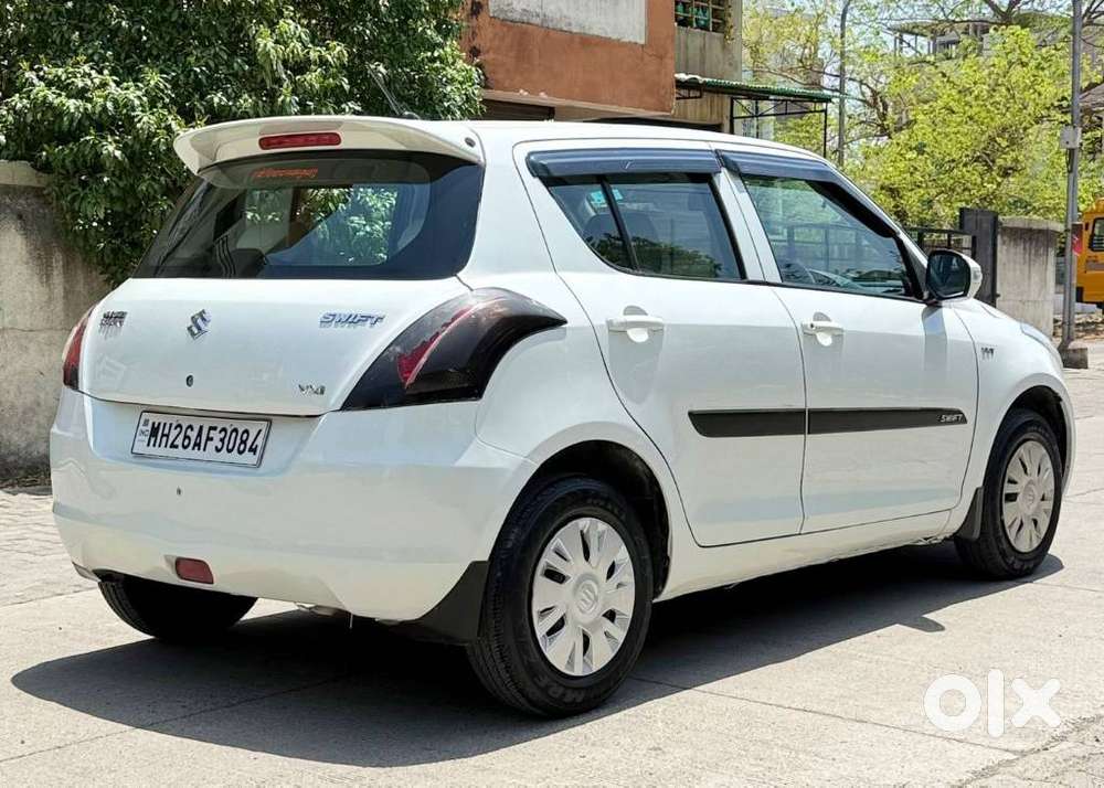 Maruti Suzuki Swift Vxi + Manual, 2013, Petrol