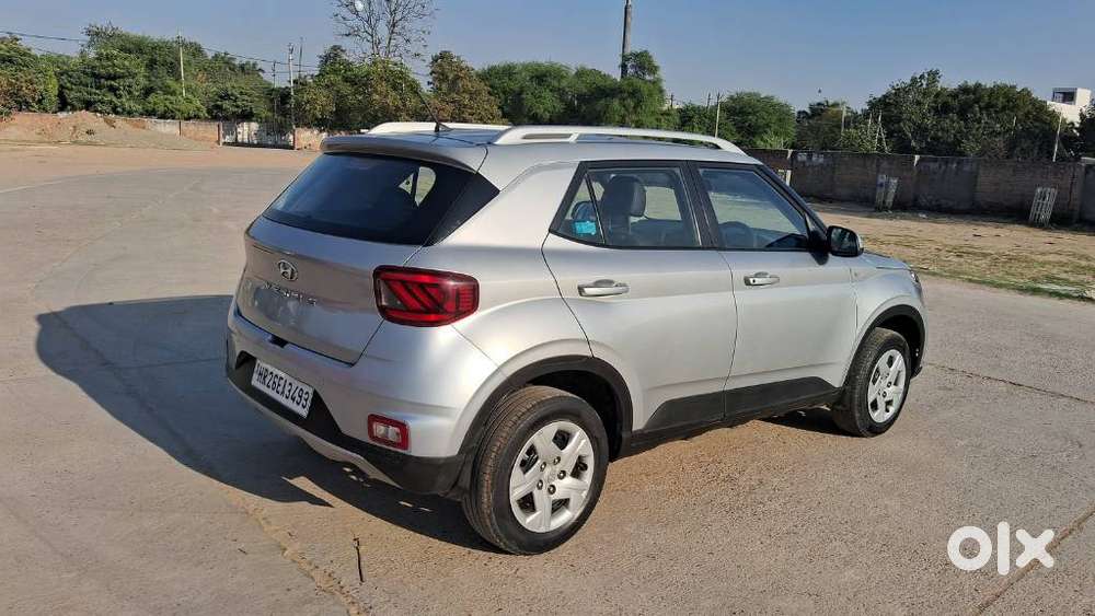 Hyundai Venue S 1.2 Petrol, 2019, Petrol