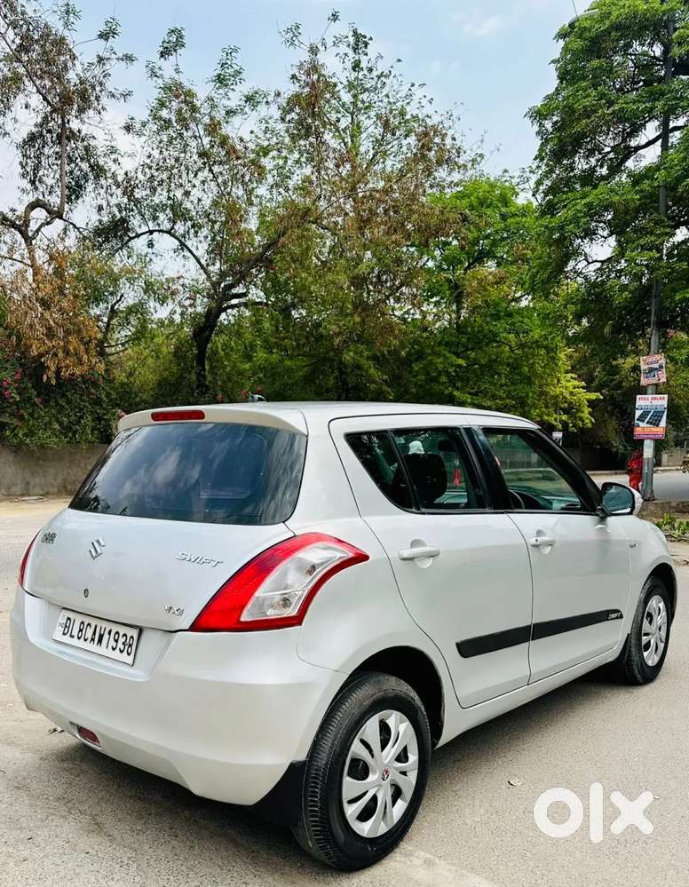 Maruti Suzuki Swift Vxi, 2012, Petrol