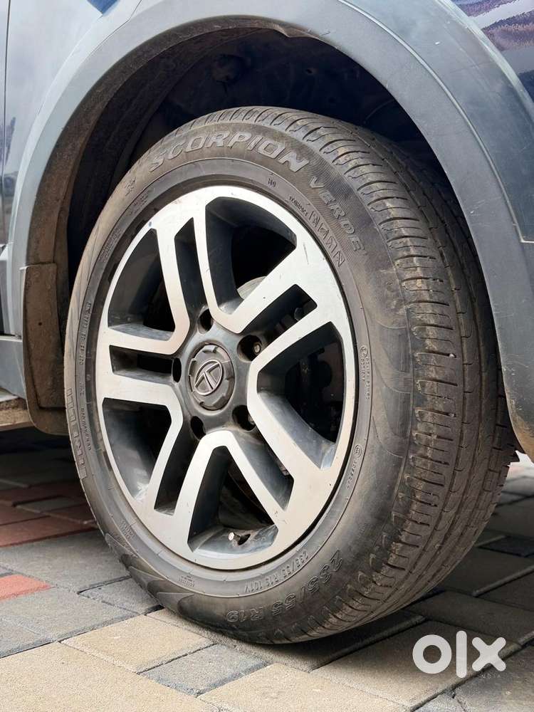 Tata Hexa 2.2 Xe 4x2 7 Str, 2020, Diesel