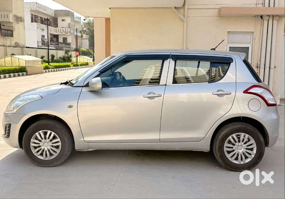 Maruti Suzuki Swift 1.2 Lxi (o), 2015, Petrol