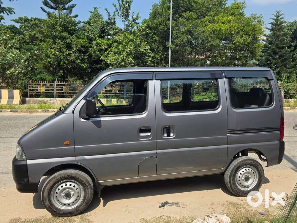Maruti Suzuki Eeco Only 9000km Done