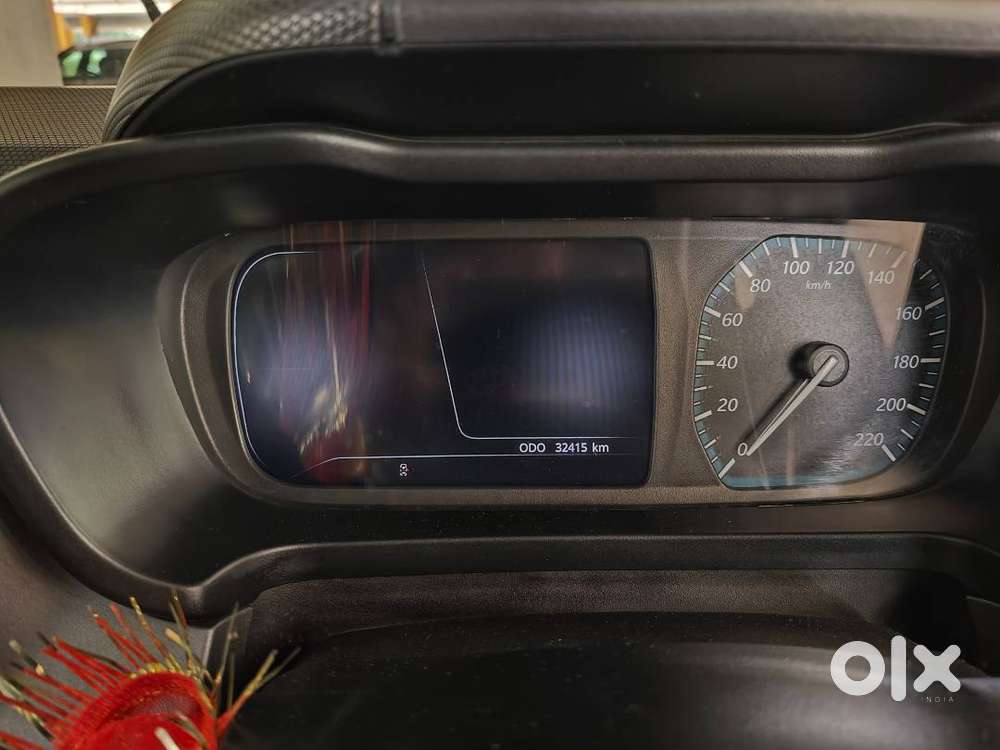 Tata Altroz Xz 1.2l Petrol (1st Owner); Non-accidental, Well Maintaine