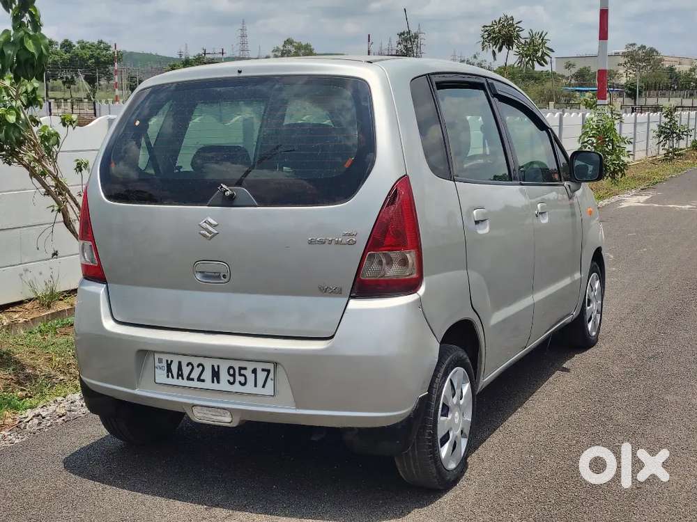 Maruti Suzuki Zen Estilo 2010