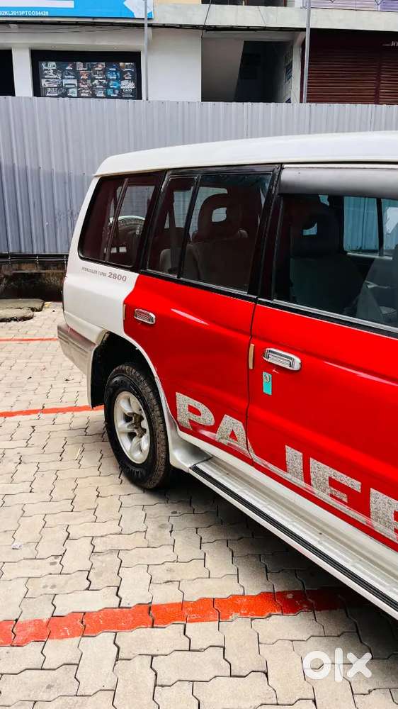 Mitsubishi Pajero 2010 Diesel 124000 Km Driven