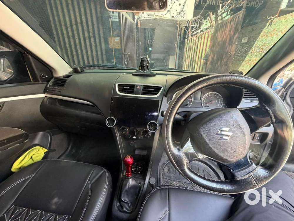 Maruti Suzuki Swift 2016 Petrol 70000 Km Driven