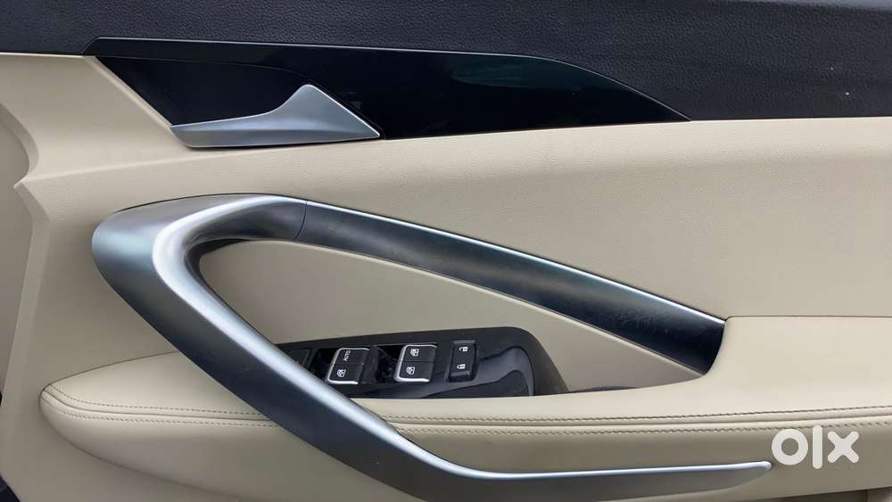 Mg Hector Sharp At, 2023, Petrol