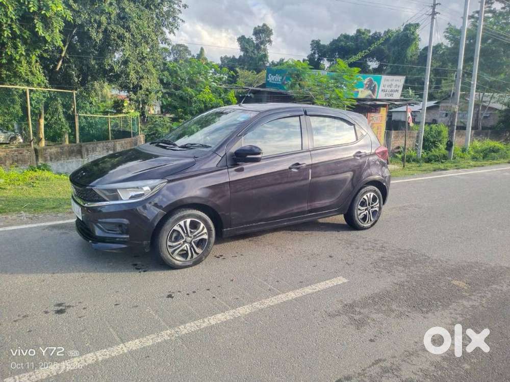 Tata Tiago 1.2 Revotron Xt (o), 2023, Petrol