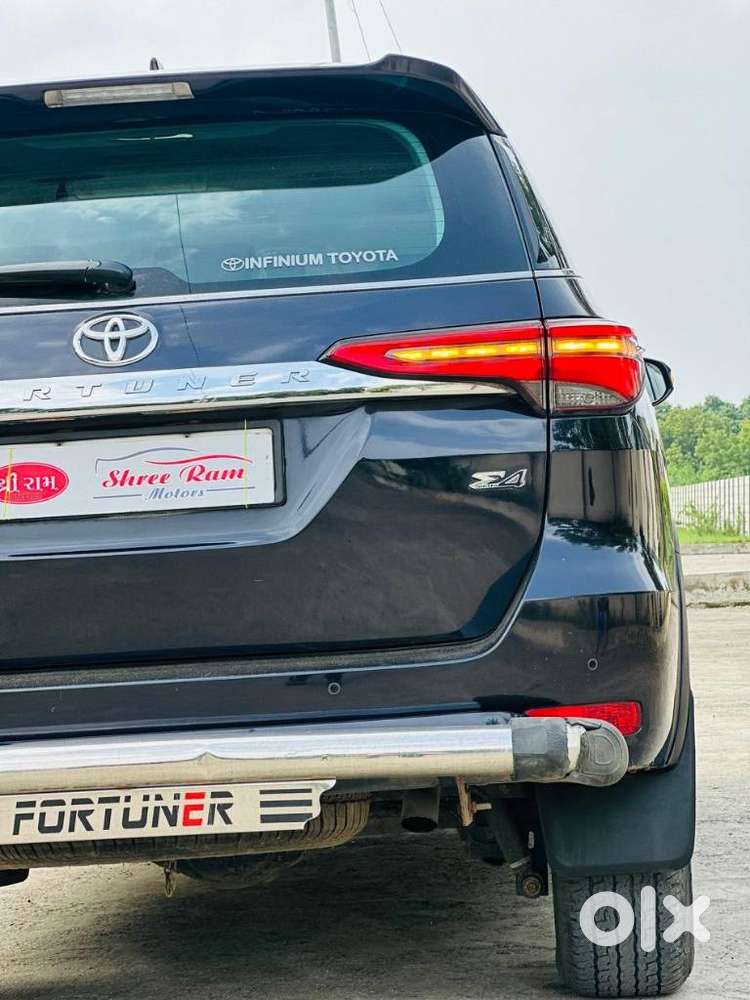 Toyota Fortuner 4x4 Mt 2.8 Diesel, 2022, Diesel
