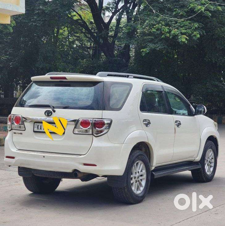 Toyota Fortuner [2021-ongoing] 2.8 2wd Diesel Mt, 2012, Diesel