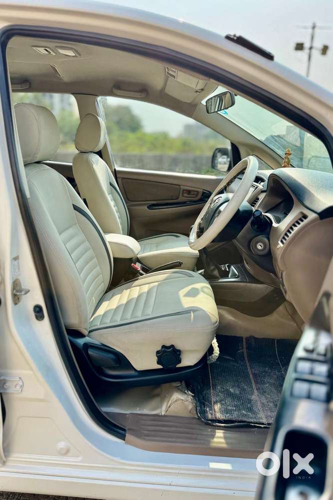 Toyota Innova 2.5 G (diesel) 7 Seater, 2015, Diesel