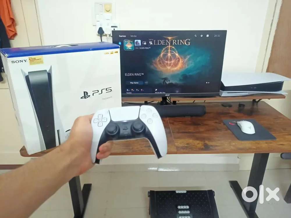 13.6 PS5 CONSOLE WITH BILL & BOX