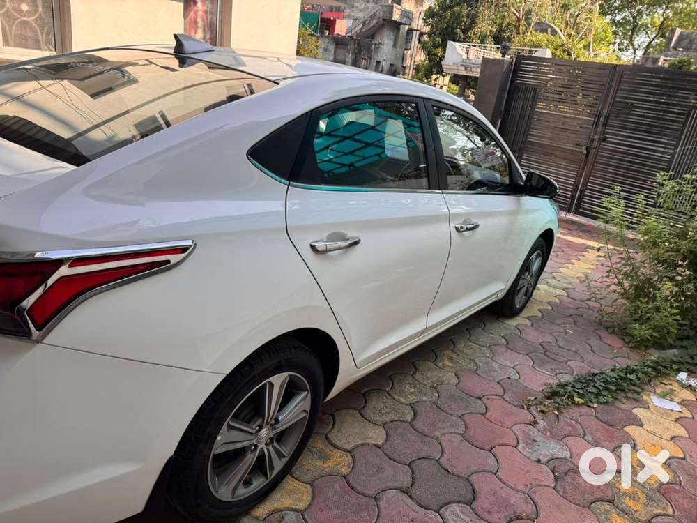 Hyundai Verna 2017 Petrol 40000 Km Driven