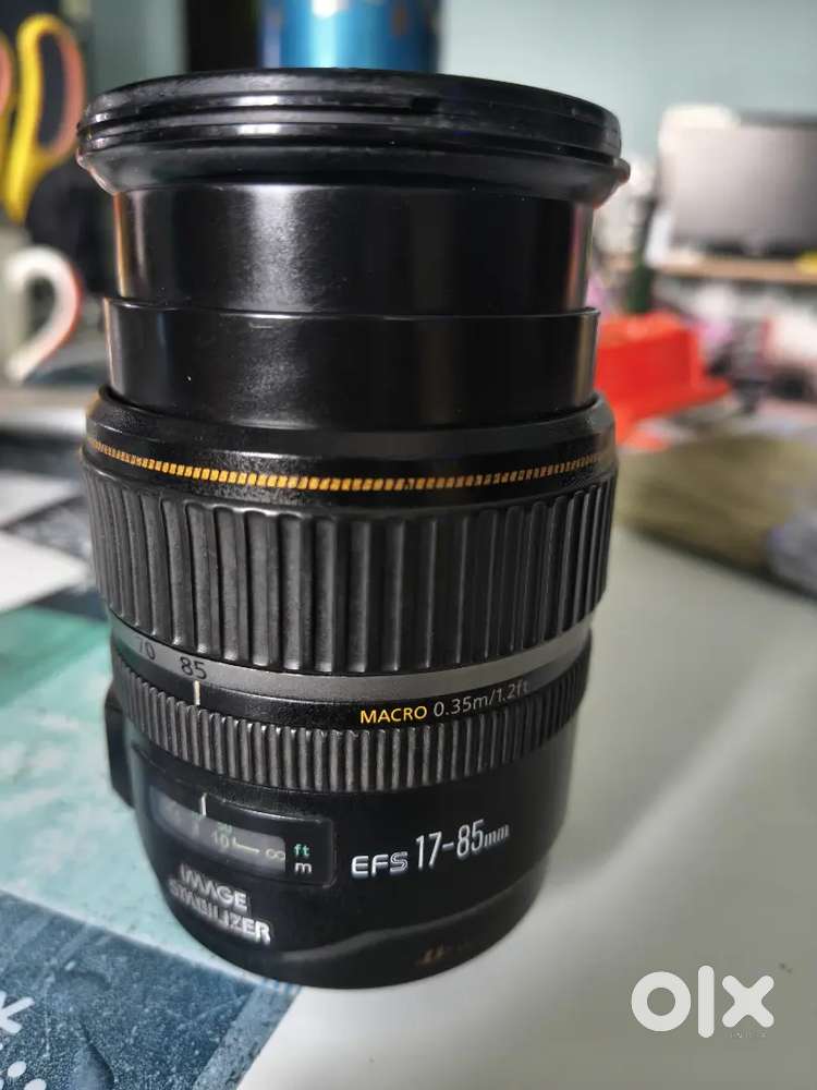 Canon EFS 17-85 mm dslr lense .