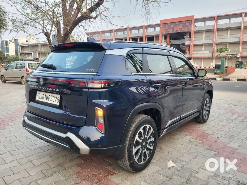 Maruti Suzuki Grand Vitara 7 Seater 2024 Cng & Hybrids 28000 Km Driven