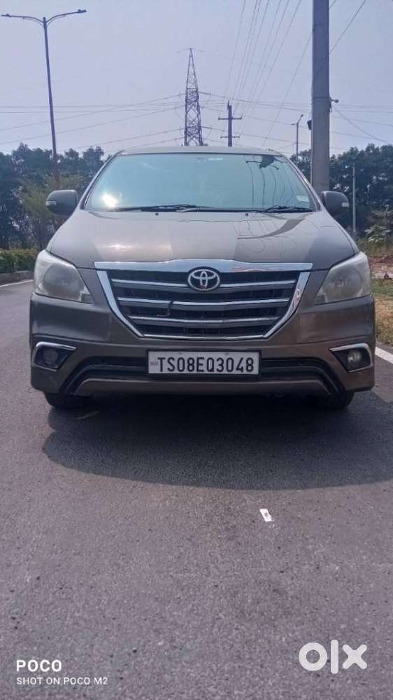 Toyota Innova 2.5 V 7 Str, 2015, Diesel