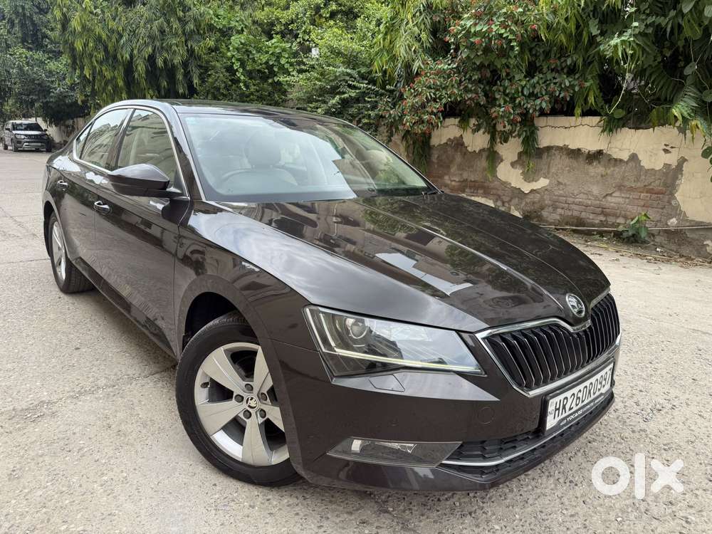 Skoda Superb [ ] 1.8 Style Tsi At, 2018, Petrol