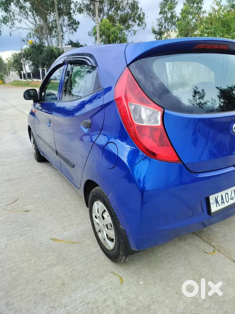 Very Clean And Neat Maintain Good Condition Slitly Using
