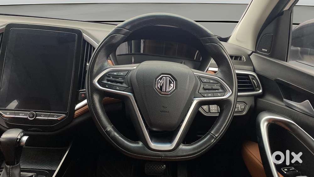 Mg Hector Plus 1.5 Sharp Turbo Cvt 6 Str, 2021, Petrol