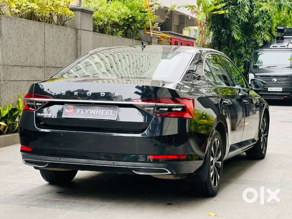 Skoda Superb 2.0 Tsi At L&k, 2022, Petrol