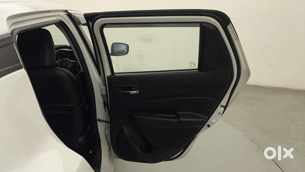 Maruti Suzuki Swift 1.3 Zxi, 2023, Petrol