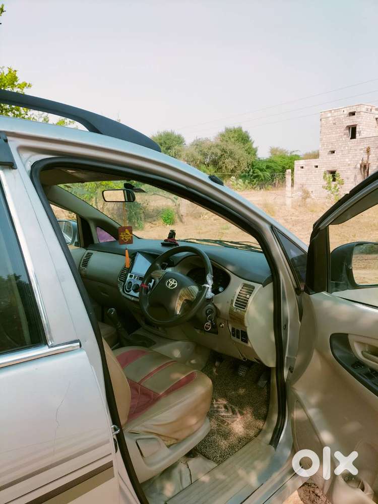 Toyota Innova 2014 Diesel Car