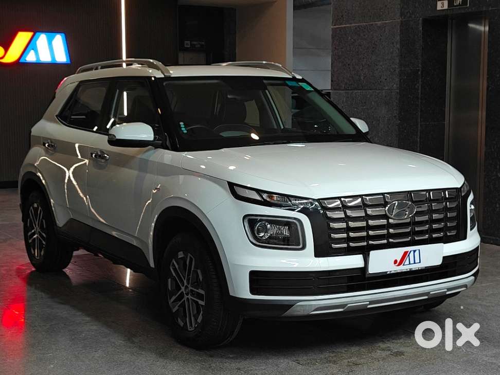 Hyundai Venue 1.0 Sx (o) Turbo Dct, 2023, Petrol