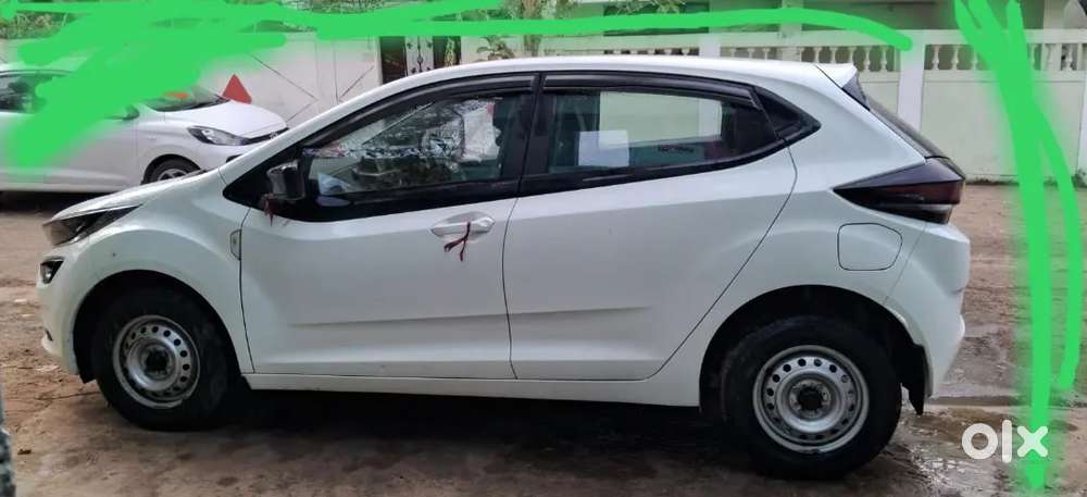 Tata Altroz 1.2 Xe 2022 Petrol Manual