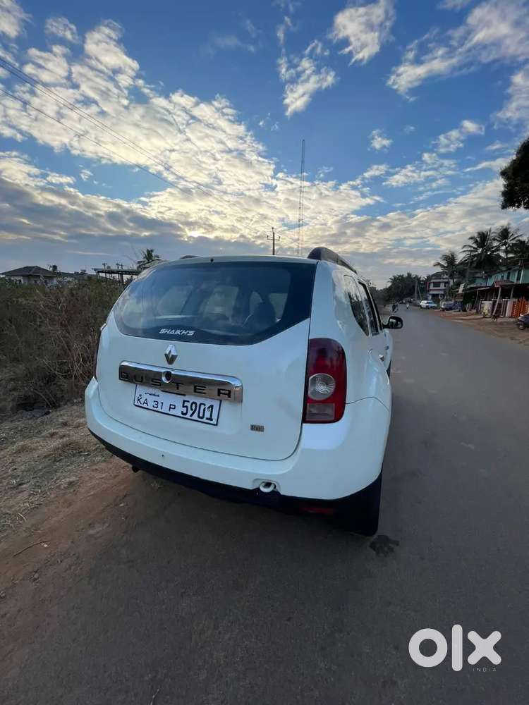 Renault Duster 2014 Diesel 90000 Km Driven