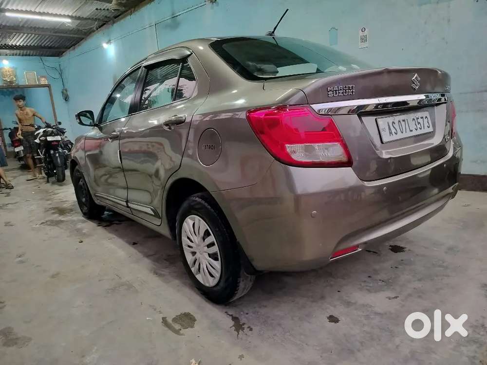 Maruti Suzuki Swift Dzire 2017 Petrol 63000 Km Driven