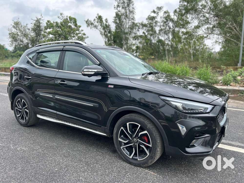 Mg Astor 1.5 Savvy Cvt S Red, 2023, Petrol