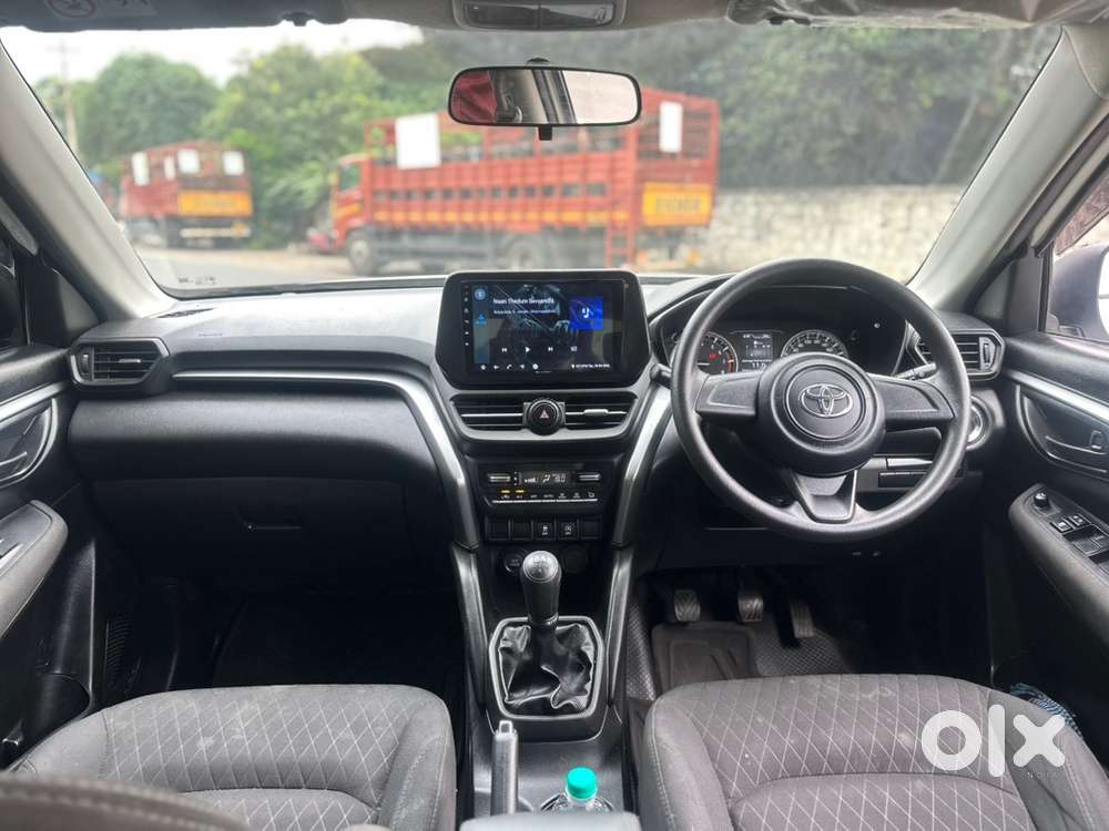 Toyota Petrol Manual 2025