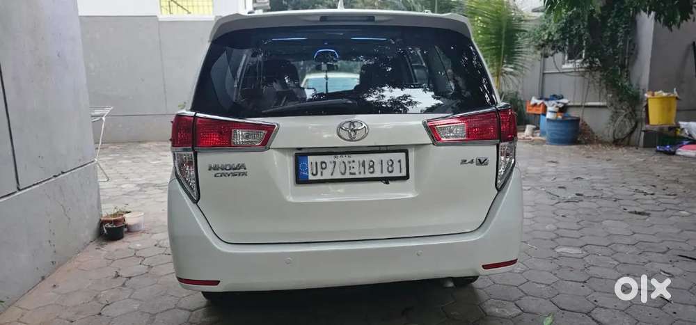 Toyota Innova Crysta V Diesel 2018 No Replacement Non Accident Orginal