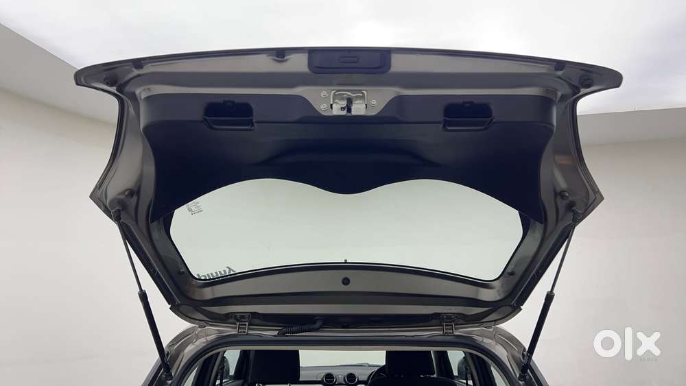 Maruti Suzuki Swift Vvt Vxi, 2021, Petrol