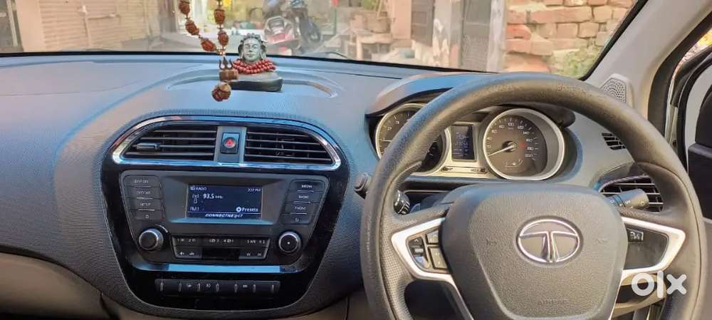 Tata Tiago Top Model Govt Doctor Car Condition A1