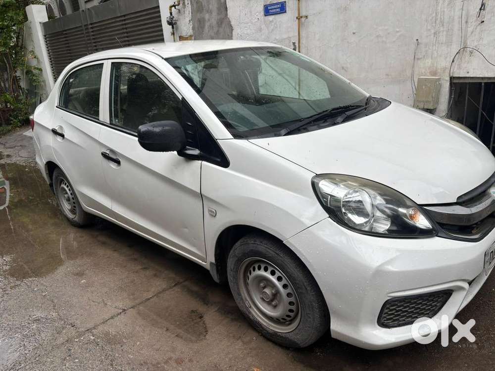 Honda Amaze 2017 Petrol 15500 Km Driven