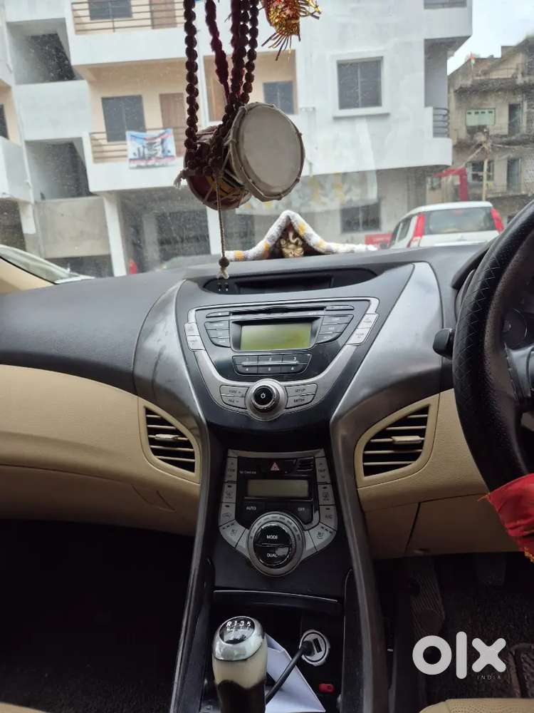 Hyundai New Elantra 2013