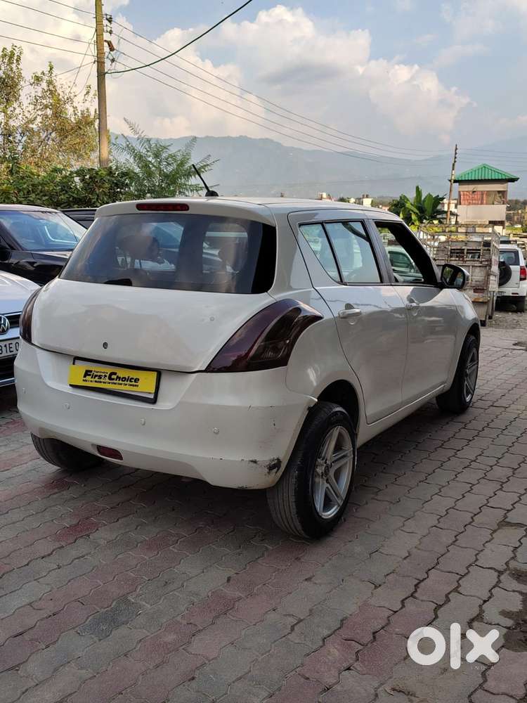 Maruti Suzuki Swift Vxi + Manual, 2016, Petrol