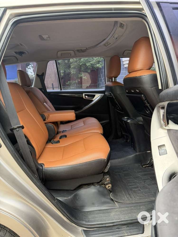 Toyota Innova Crysta 2.7 Vx Mt, 2016, Diesel