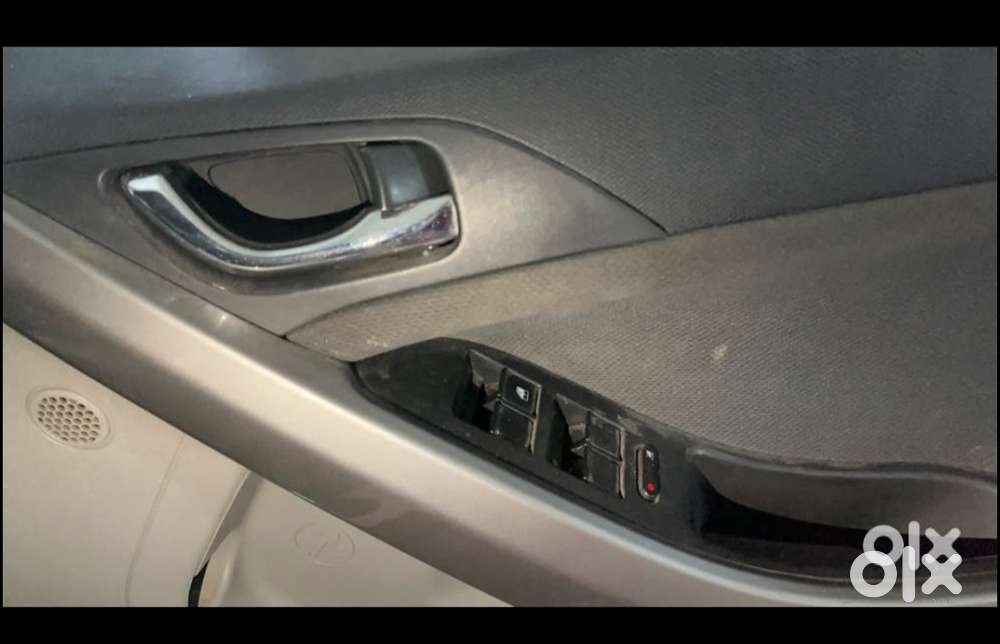 Tata Nexon 1.2 Revotron Xm Plus (s), 2023, Petrol