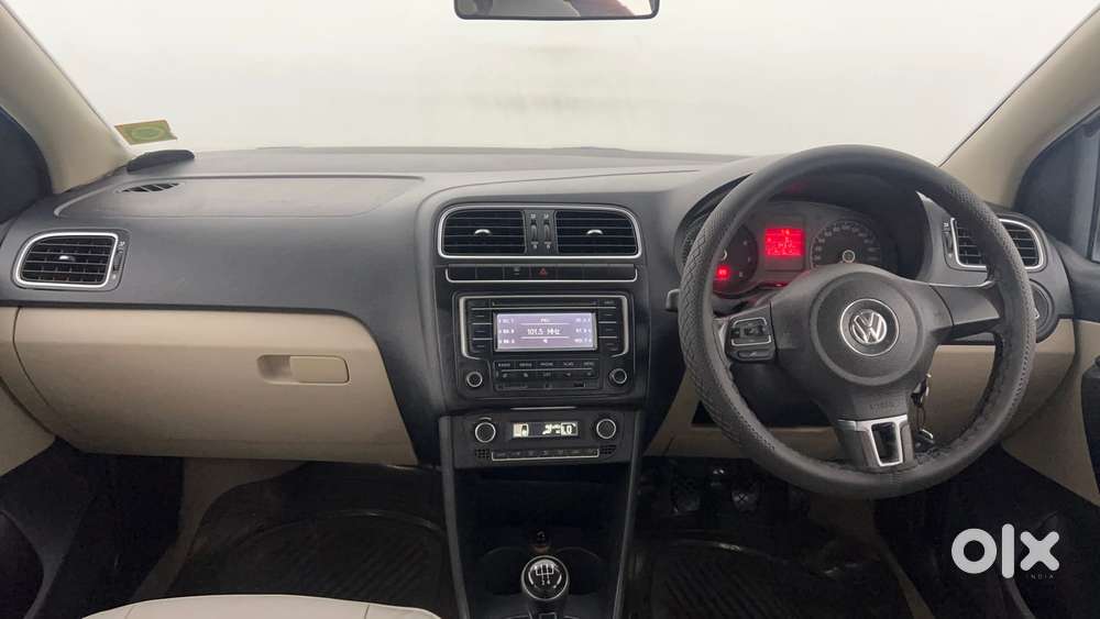 Volkswagen Polo Petrol Highline 1.2l, 2014, Petrol