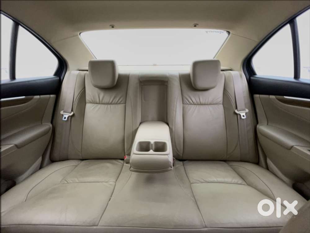 Maruti Suzuki Ciaz 1.5 Alpha Shvs Amt, 2018, Petrol