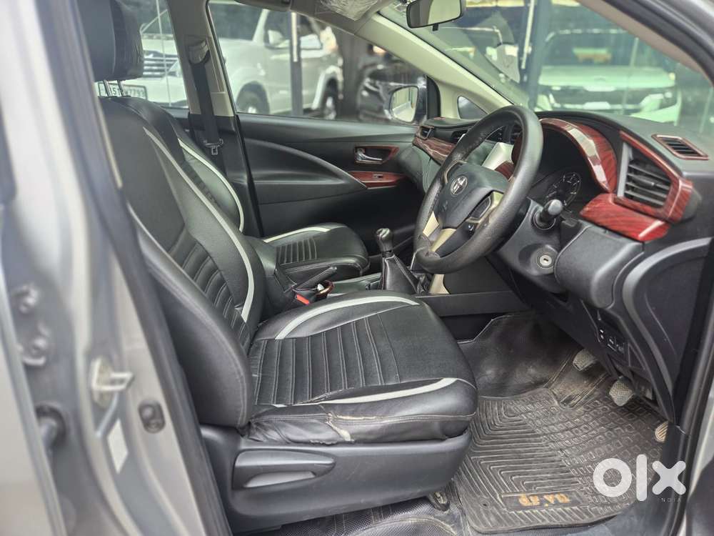 Toyota Innova Crysta 2.4 G Mt, 2016, Diesel