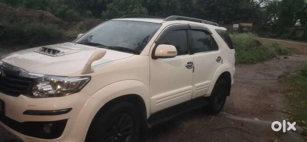 Toyota Fortuner 2013 Diesel 86000 Km Driven