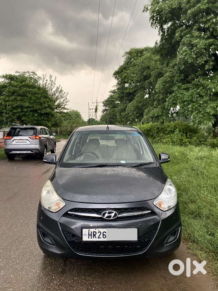Hyundai I10 Sportz At, 2012, Petrol