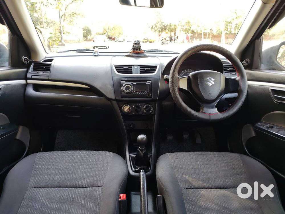 Maruti Suzuki Swift 1.2 Dlx, 2016, Petrol