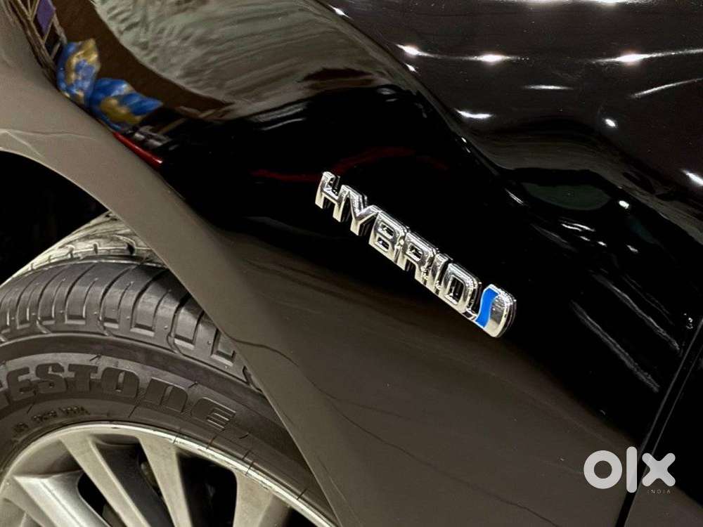Toyota Camry Hybrid, 2018, Petrol