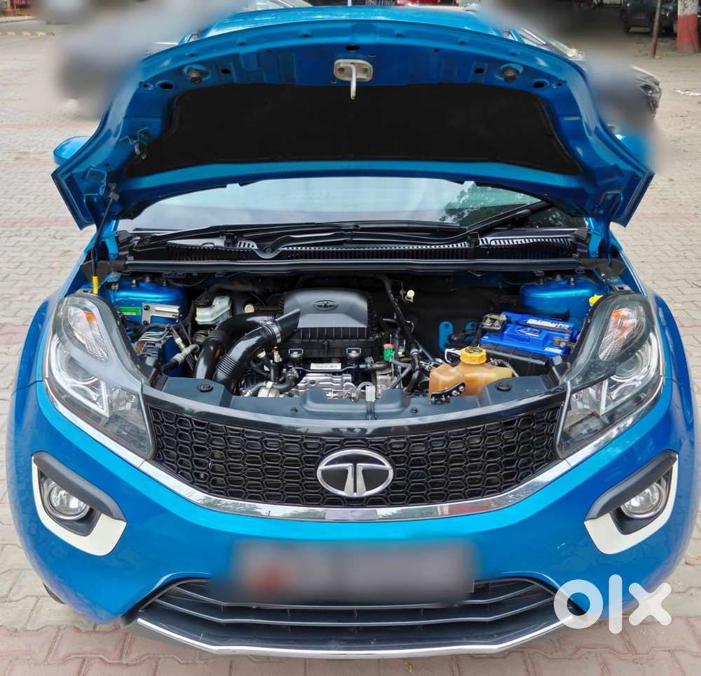Tata Nexon Amt Xza Plus, 2018, Petrol