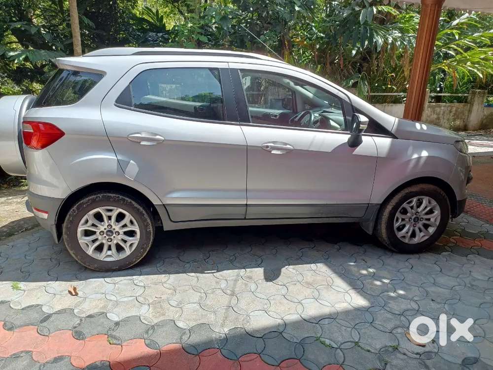 Ford Ecosport Titanium 2015 Automatic Petrol 63000 Km
