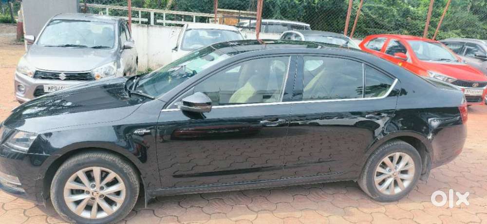 Skoda Octavia 1.8 Tsi At Style, 2018, Petrol